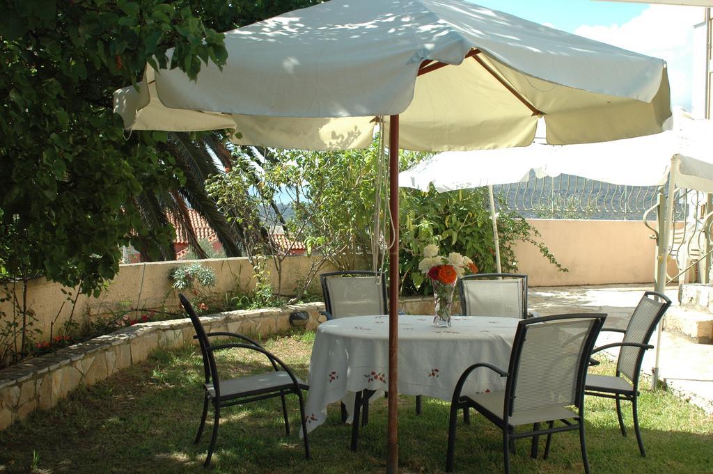 Irini'S Villa Argostoli  Rum bild